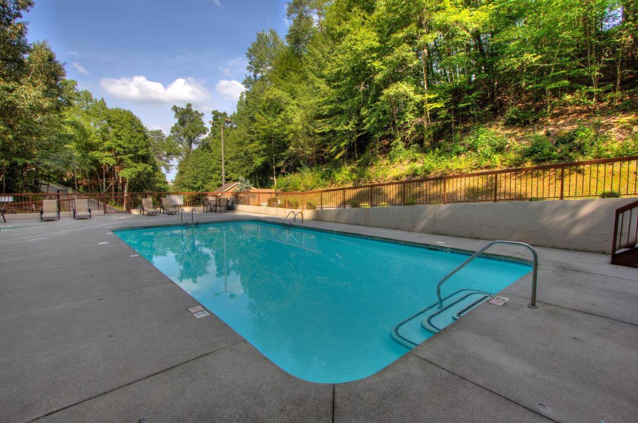 Gorgeous "Country Roads" By Honeybearcabins 4Br 4Ba, Next To Pool, Easy Drive, Main Strip Location! Pigeon Forge Εξωτερικό φωτογραφία