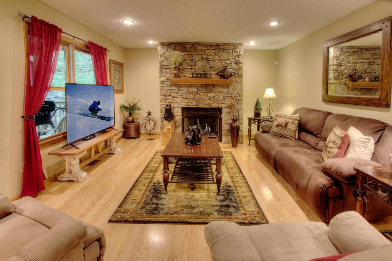 Gorgeous "Country Roads" By Honeybearcabins 4Br 4Ba, Next To Pool, Easy Drive, Main Strip Location! Pigeon Forge Εξωτερικό φωτογραφία