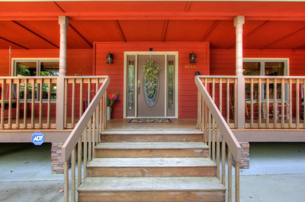 Gorgeous "Country Roads" By Honeybearcabins 4Br 4Ba, Next To Pool, Easy Drive, Main Strip Location! Pigeon Forge Εξωτερικό φωτογραφία